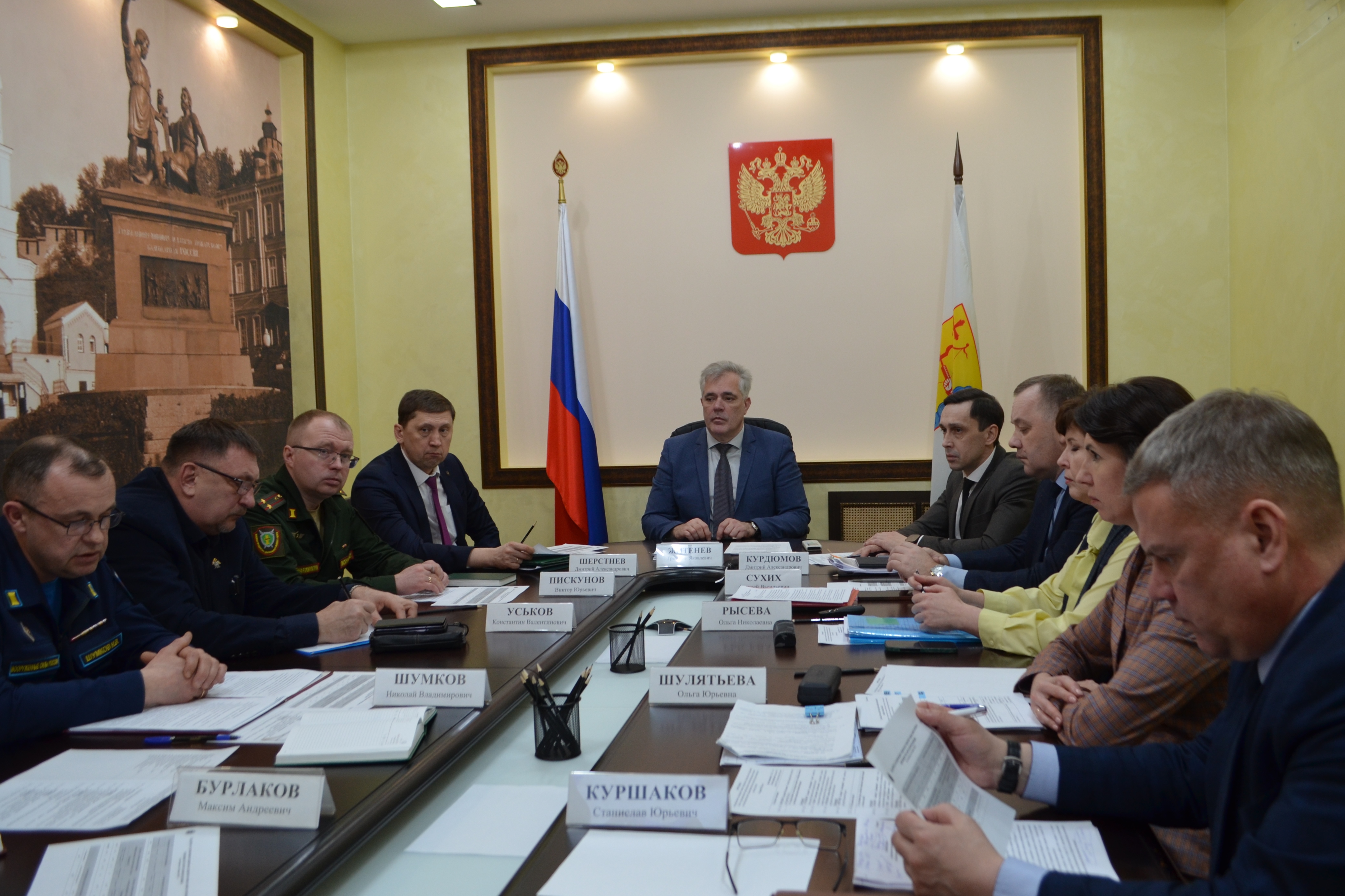 На площадке главного федерального инспектора обсудили совершенствование мер поддержки ветеранов спецоперации и членов их семей.